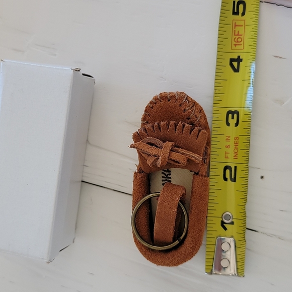 NEW Minnetonka  Moccasin Key Chain - Picture 6 of 6